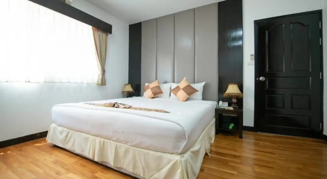 Люкс J - Town Serviced Apartments