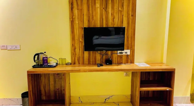 Hotel Grand Lowsan, Забронировать Отель Отели Нью-Дели с завтраком, Завтраки