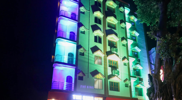 OYO 45053 The King, Prenota Hotel Baharampur West Bengal