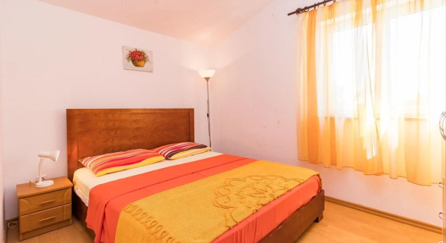 Nice Home in Pomer With Wifi and 3 Bedrooms, Rezervovat Hotel Hotely v Pomer s bazénem, Bazén