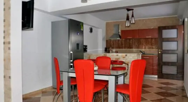 Ap. 64 Linda Residence