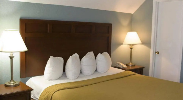 AmeriGold Suites, Rezerwuj Hotel MacArthur Park Teksas