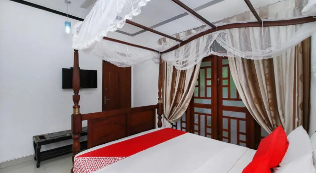 Двухместный номер Deluxe с балконом и с красивым видом из окна New Okay Hotel