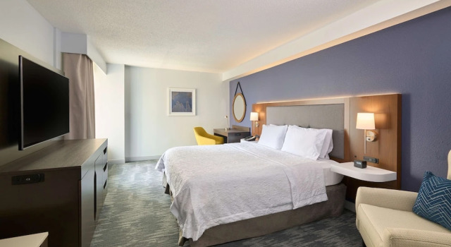 Номер Mobility/Hearing Access Hampton Inn Washington DC - Convention Center