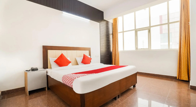 OYO 47011 Paramount Inn, Забронировать Отель Сахаранпур штат Уттар-Прадеш