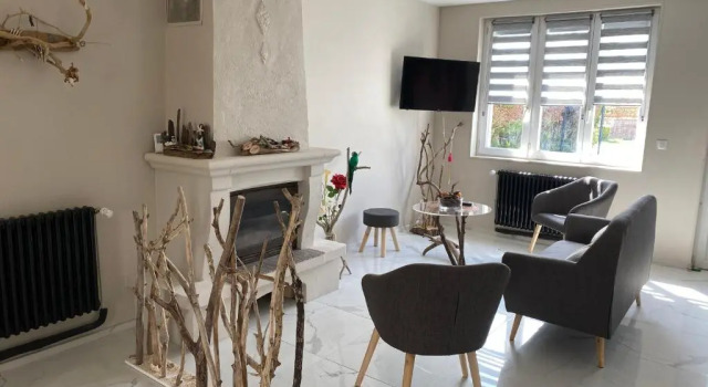 Maison rez-de-chaussée 3 étoiles confortable, Varaa Hotelli  