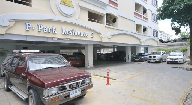 P-Park Hotel Bangkok, Забронировать Отель Отели Бангкока с бассейном, рядом с Международная больница «Янхи», Бассейн