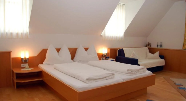 Pension zur Post, Book Hotel Hotels in East Styria with Parking, Parking