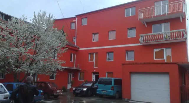 Apartments Maca, Book Lejlighed Hoteller i Novi Sad med pool, Swimmingpool