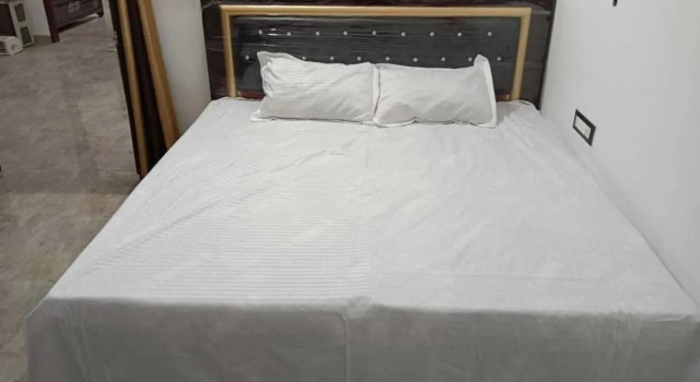 Oyo 703717 Hotel Grand Ms, Забронировать Отель Музаффарнагар штат Уттар-Прадеш
