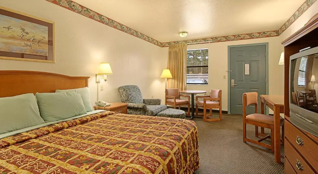 Люкс Days Inn by Wyndham Fordyce