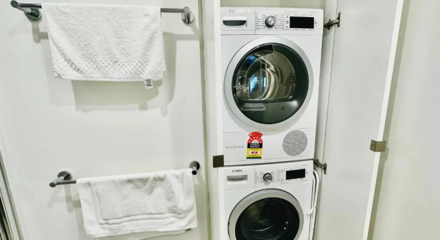 Апартаменты Summus 2BR2BA Maribyrnong +wifi park+balcony