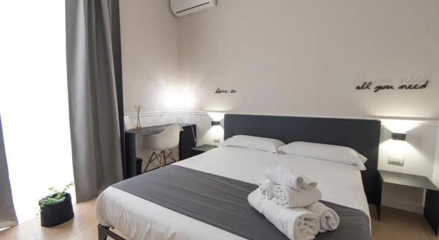 Five Boutique Rooms
