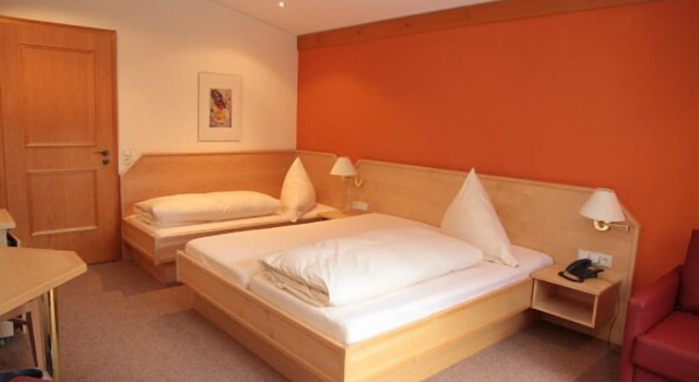 Двухместный номер Standard с балконом Alphotel Ettal