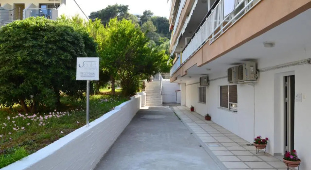 Voula Seaside Apartments