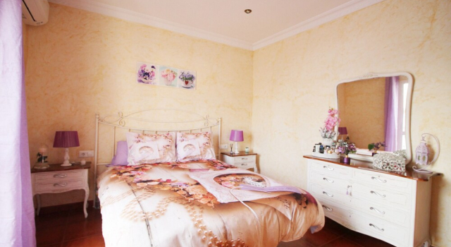 1057 Villa Maite