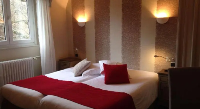 Двухместный номер Standard Hotel de la Bourse, Mulhouse Gare, Sure Hotel Collection by Best Western