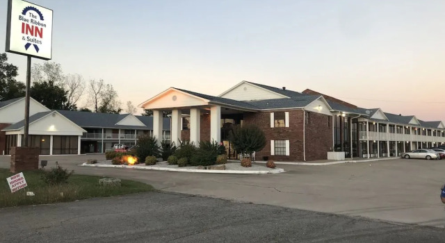 Blue Ribbon Inn and Suites, Prenota Locanda Hotel a Oklahoma con parcheggio, Parcheggio