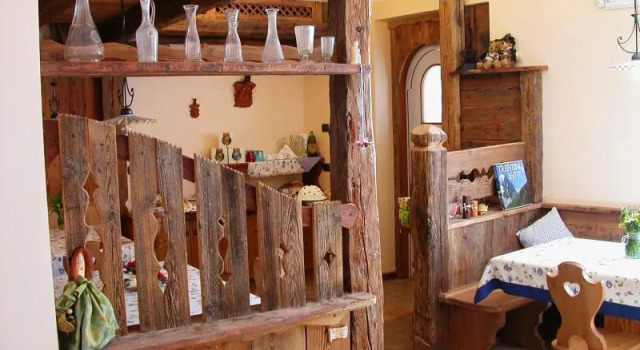 B&B Famiglia Corrà Pio, Забронировать Отель «постель и завтрак» Трес Val di Non
