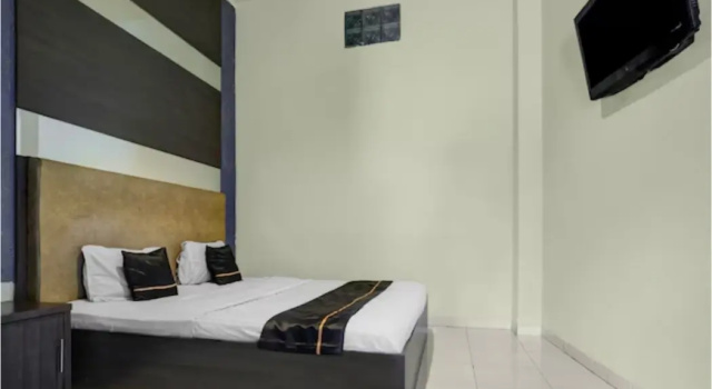 Hotel O near Universitas Widya Dharma formerly Nugraha Residence, Rezerwuj Hotel Palembang Sumatra