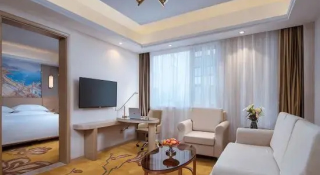 Люкс Business Vienna International Hotel (Nantong Haimen Pedestrian Street)