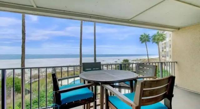 Seascape 215 by Wild Dunes, Oceanfront Condo, Забронировать Отель Отели Южной Каролины с бассейном, Бассейн