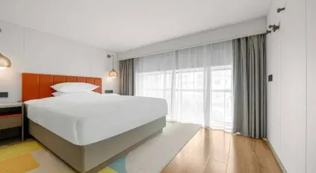Номер Standard Home2 Suite by Hilton Chongqing South Bank