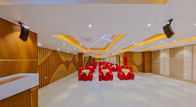 Lords  CBC Plaza  Chitwan, Buchen Sie Hotel Bharatpur Bagmati Pradesh Province