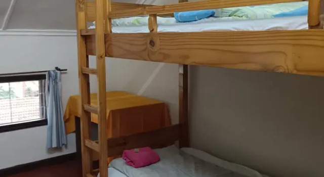 Кровать в общем номере (женский номер) Lovasoa CCCC - Hostel