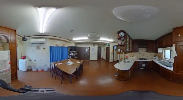 Кровать в общем номере (мужской номер) с балконом GUEST HOUSE SAKAE - Hostel