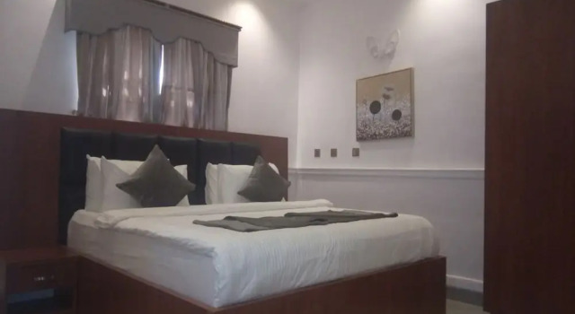 Номер Deluxe Vanessa Paris Hotel
