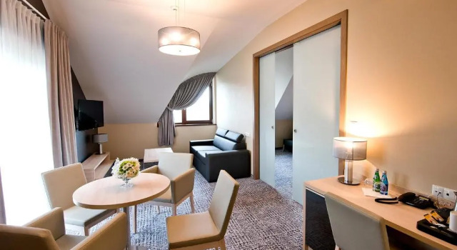 Семейные апартаменты Hotel Molo Resort