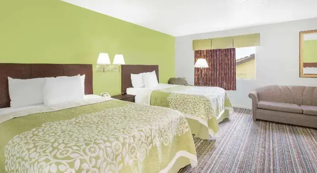 Люкс Standard Days Inn by Wyndham York
