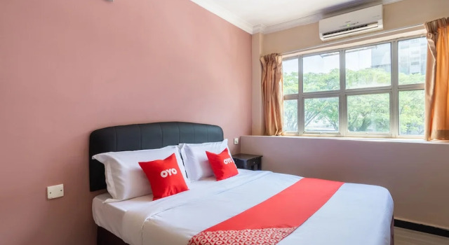 OYO 89844 Green Villa Hotel