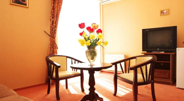 Princess, Buchen Sie Hotel Primorsky 