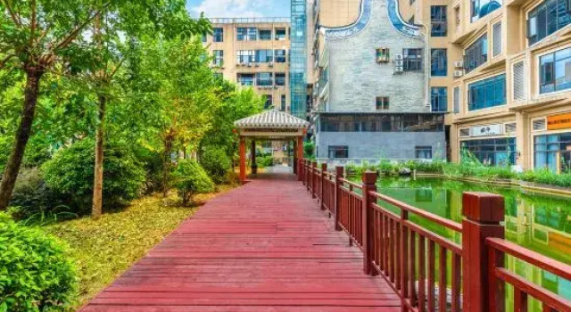 Manxin Boutique Apartment Hotel (Foshan Dali Center), Boek Appartement Hotels in Guangdong met parkeren, Parkeren