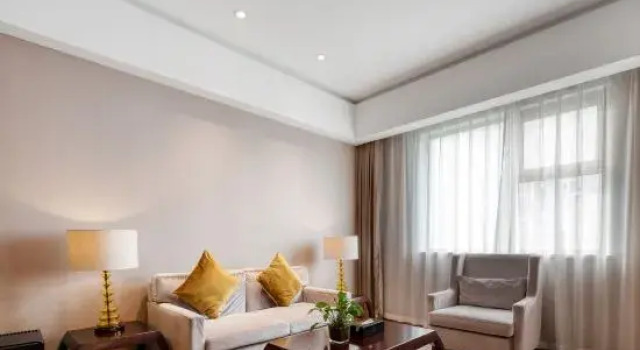 Люкс Premier Ningbo East Harbour Hotel