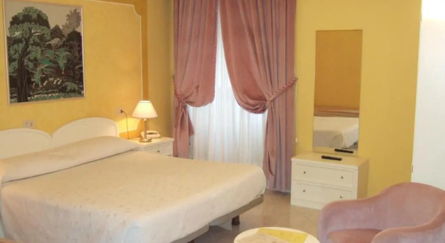 Трёхместный номер Superior Hotel La Torre