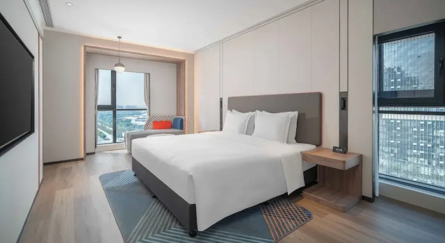 Двухместный люкс c 1 комнатой с видом на город Holiday Inn Express Xian Fengdong by IHG