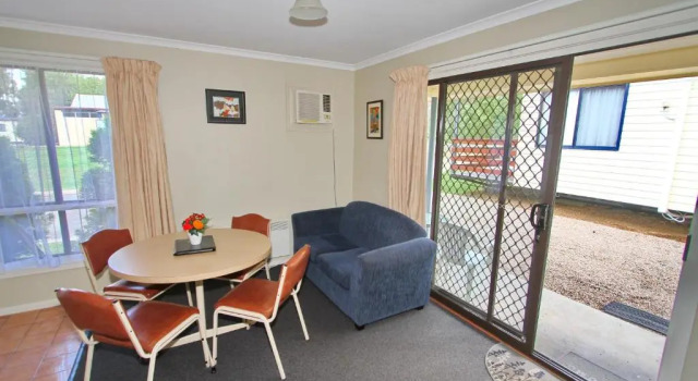 Коттедж Wangaratta Caravan Park