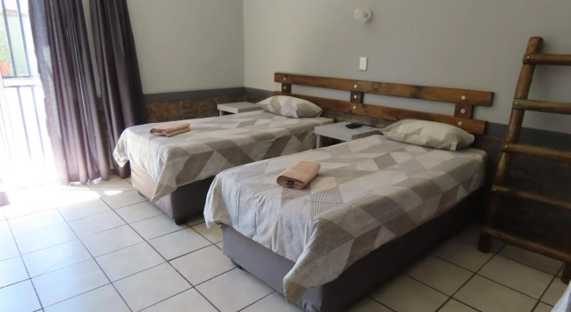 Die Windpomp Gastehuis, Rezerwuj Hotel Beaufort West Western Cape