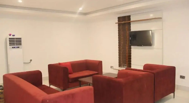 AM 2 PM Hotel and Suites, Rezerwuj Hotel Hotele w Epe ze śniadaniem, Śniadanie