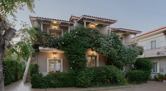 Lemonia Accommodations