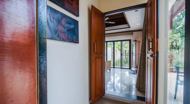 Lotus Pool Villa in Nai Harn, Забронировать Вилла Раваи 