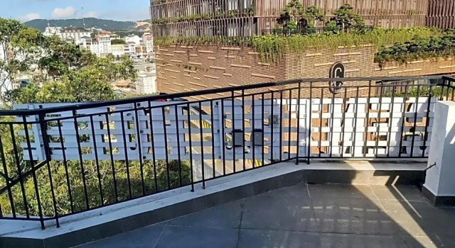 Апартаменты с балконом Centro Hotel Da Lat