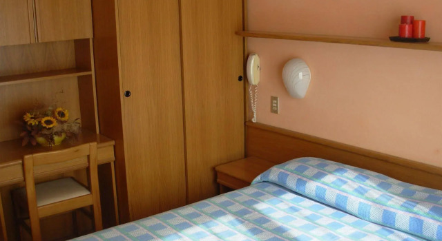 Hotel Casa Gagliardi, Забронировать Отель Бренцоне-суль-Гарда Garda Veneto