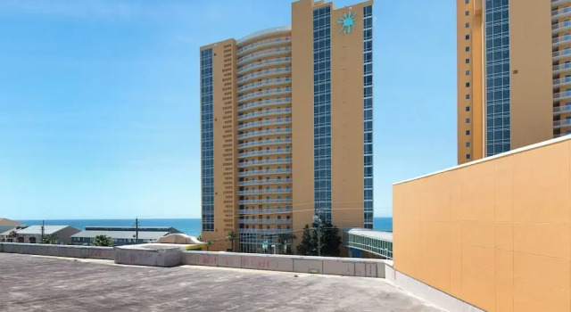 Anchor's Way! Come Visit Our Beautiful 2 BR, 2BA Oceanfront Retreat! Sleeps 6!