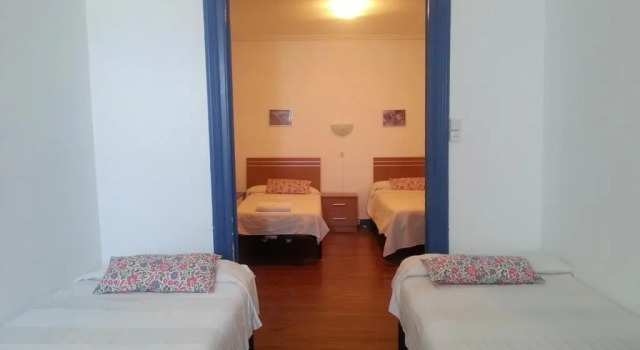 Pensión "La Marina", Rezerwuj Hotel Castro Urdiales 