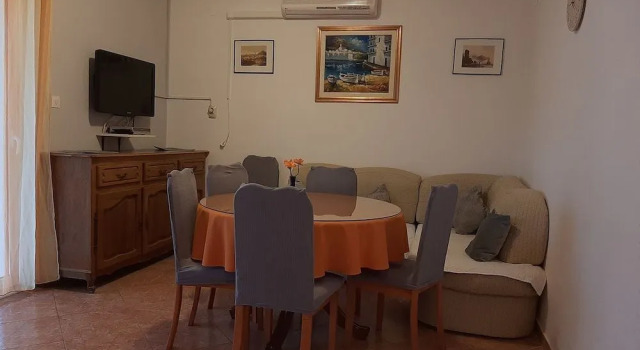 Apartments Jakov, Book Lejlighed Hoteller i Split Region med parkering, Parkering