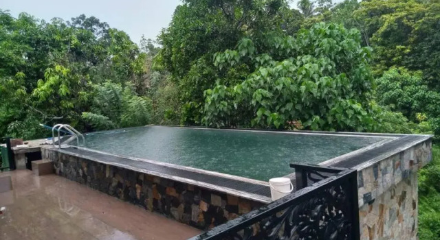 Calm luxury villa with Pool